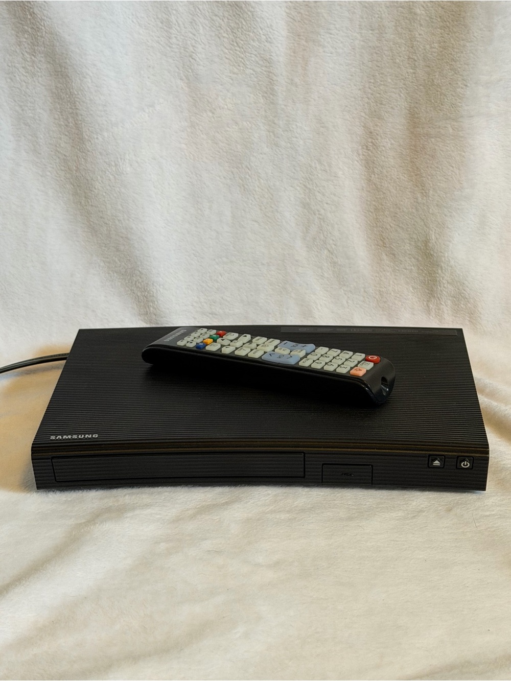 Samsung BD-J5700 Blu-ray Disc Player - Tested and Works